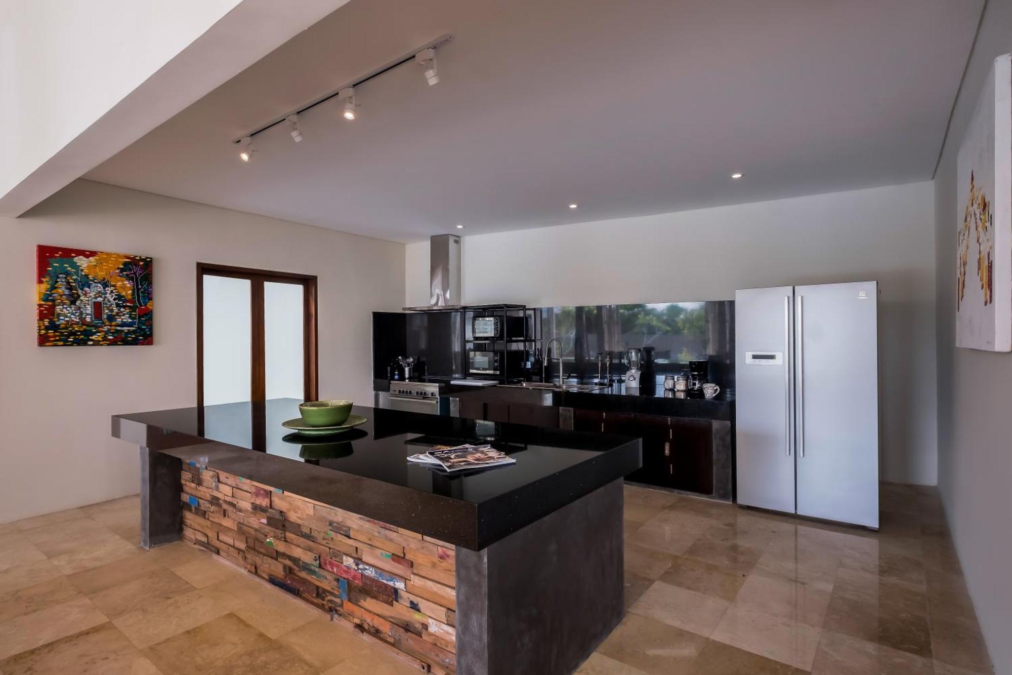 Villa Manggala - 13 Mins Walk To Berawa Beach ชังกู ภายนอก รูปภาพ