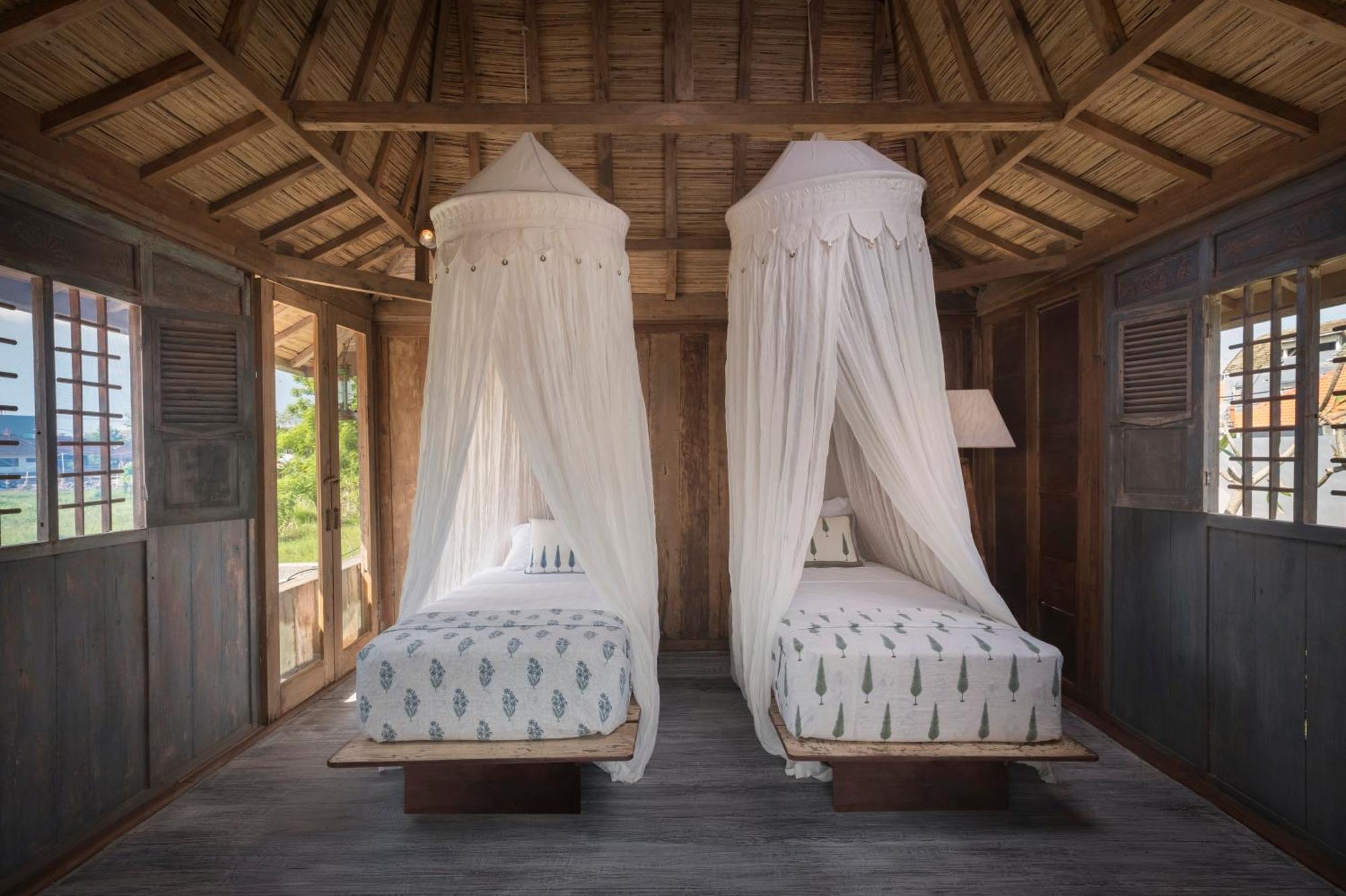 Villa Manggala - 13 Mins Walk To Berawa Beach ชังกู ภายนอก รูปภาพ